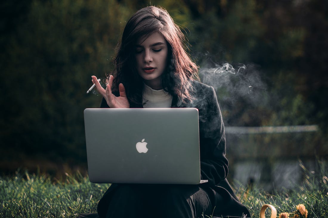 Exploring the Impact of Daily Tech Use on Mental Health and How to Achieve a Healthy Balance Image 2