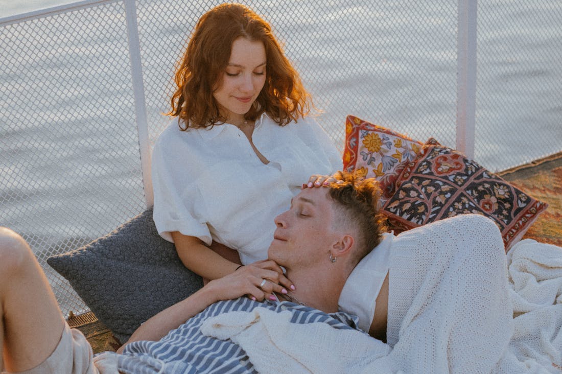 Exploring the Interconnection Between Mental Health and Financial Well-Being: Strategies for a Balanced Life Image 3