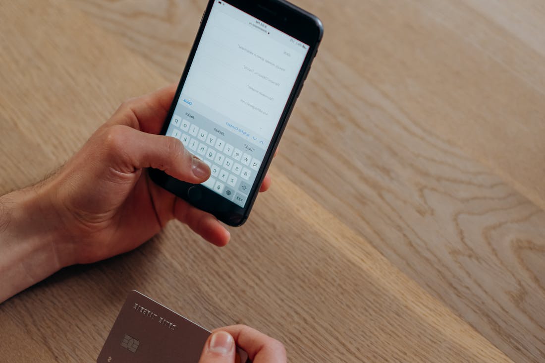 Exploring the Intersection of Technology and Personal Finance: Smart Ways to Manage Your Money in a Digital Age Image 3