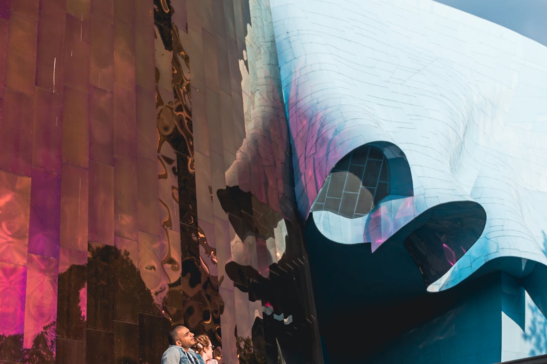 Exploring the World: Enriching Travel Experiences Beyond the Tourist Trail Image 2