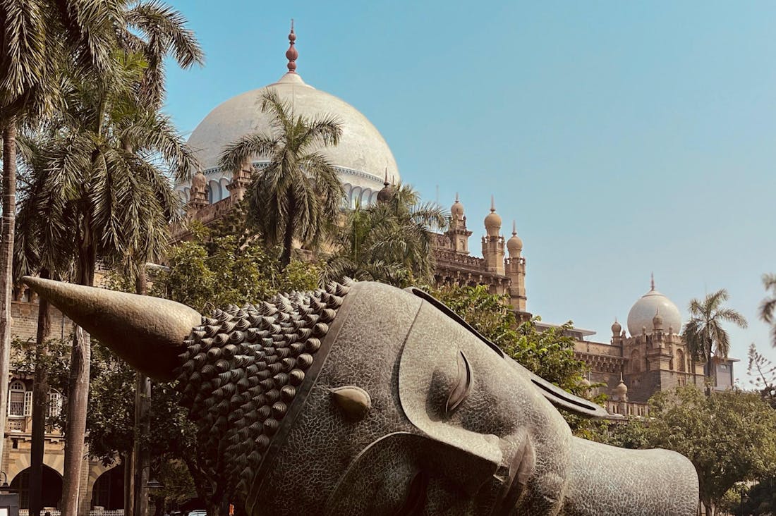 Exploring the World on a Budget: Essential Tips for Savvy Travelers Image 1