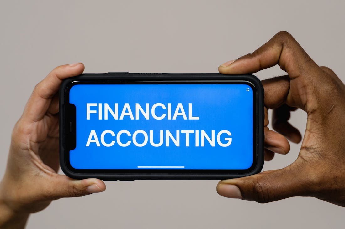 Financial Freedom at Your Fingertips: Navigating the Digital Age of Personal Finance