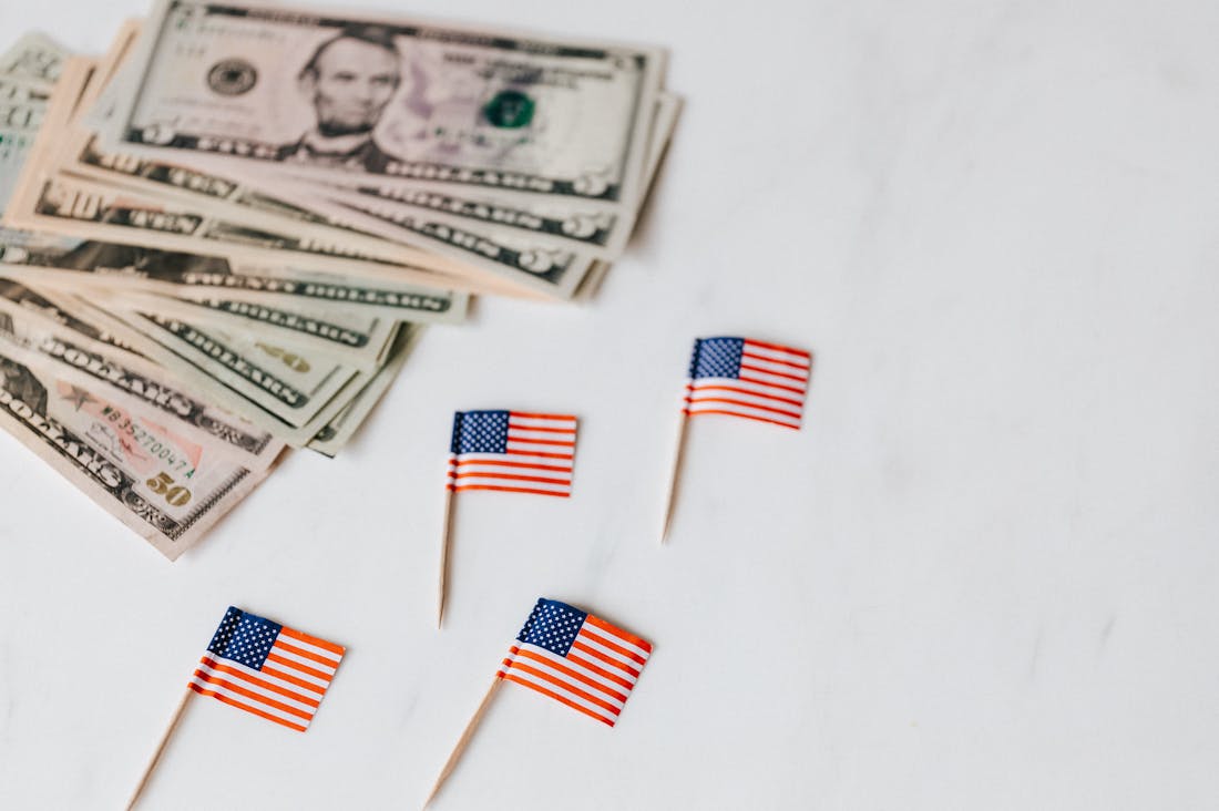 Financial Freedom: Building a Wealth Mindset for a Brighter Future Image 1