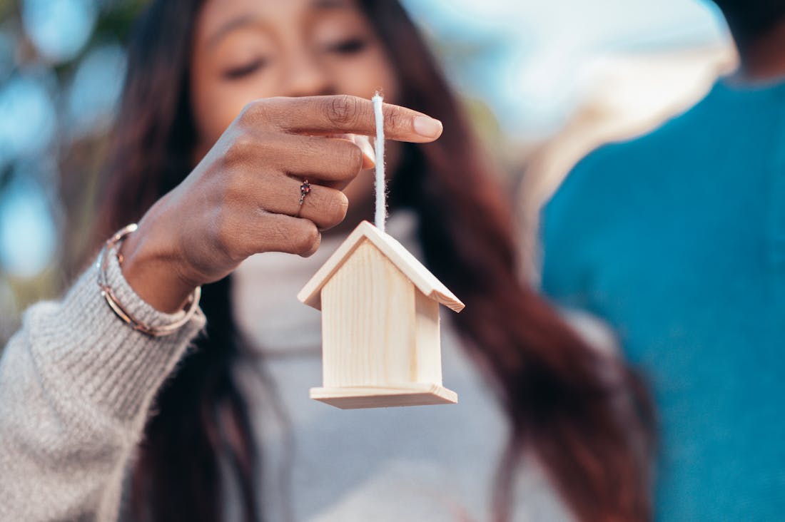 Financial Freedom in Your 30s: Strategies to Cultivate Wealth and Peace of Mind Image 2