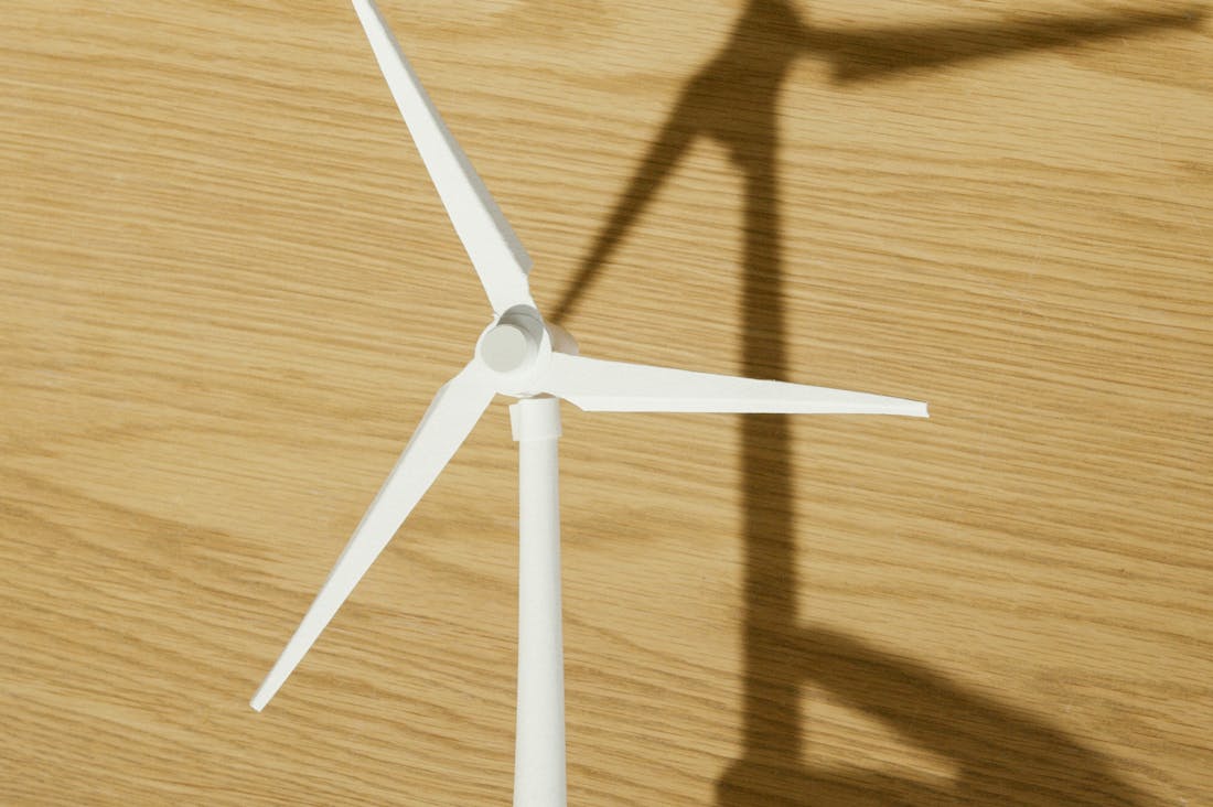 Financial Freedom: Strategies for Budgeting Wisely and Making Smart Investment Decisions Image 2