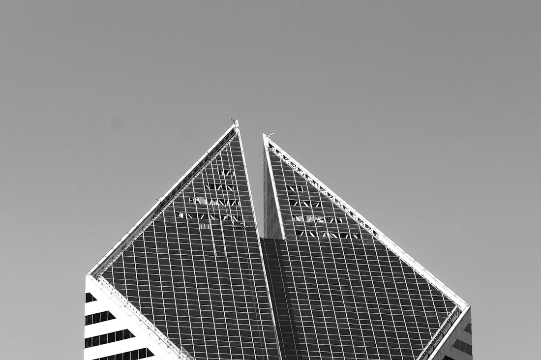 Financial Freedom: Strategies for Managing Your Money in a Dynamic Economy Image 3