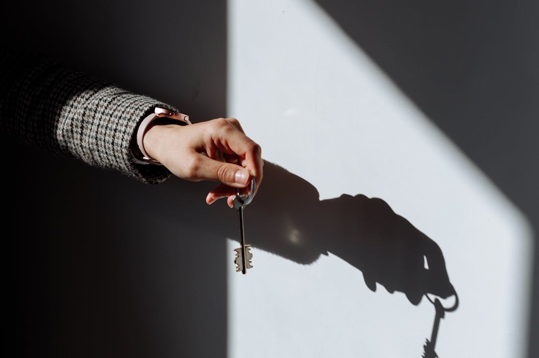 Financial Literacy for the Modern Age: Embracing Knowledge to Shape Your Financial Future with Confidence Image 2