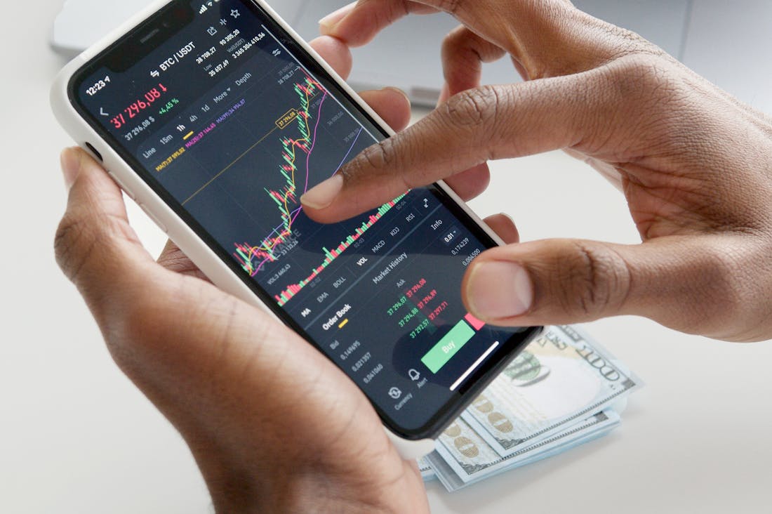 Financial Literacy in the Modern Age: A Bridging Gap Between Generations Image 1