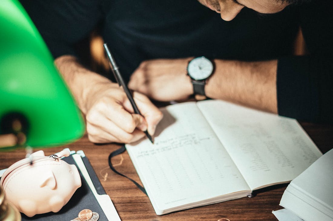 Financial Well-Being: Strategies for Managing Your Money Mindfully in a Chaotic World Image 1