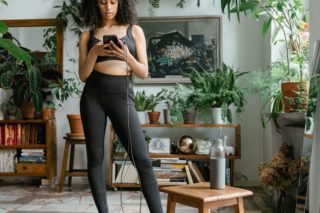 Finding Balance: How to Harmonize Technology Use and Presence in Daily Life Image 3