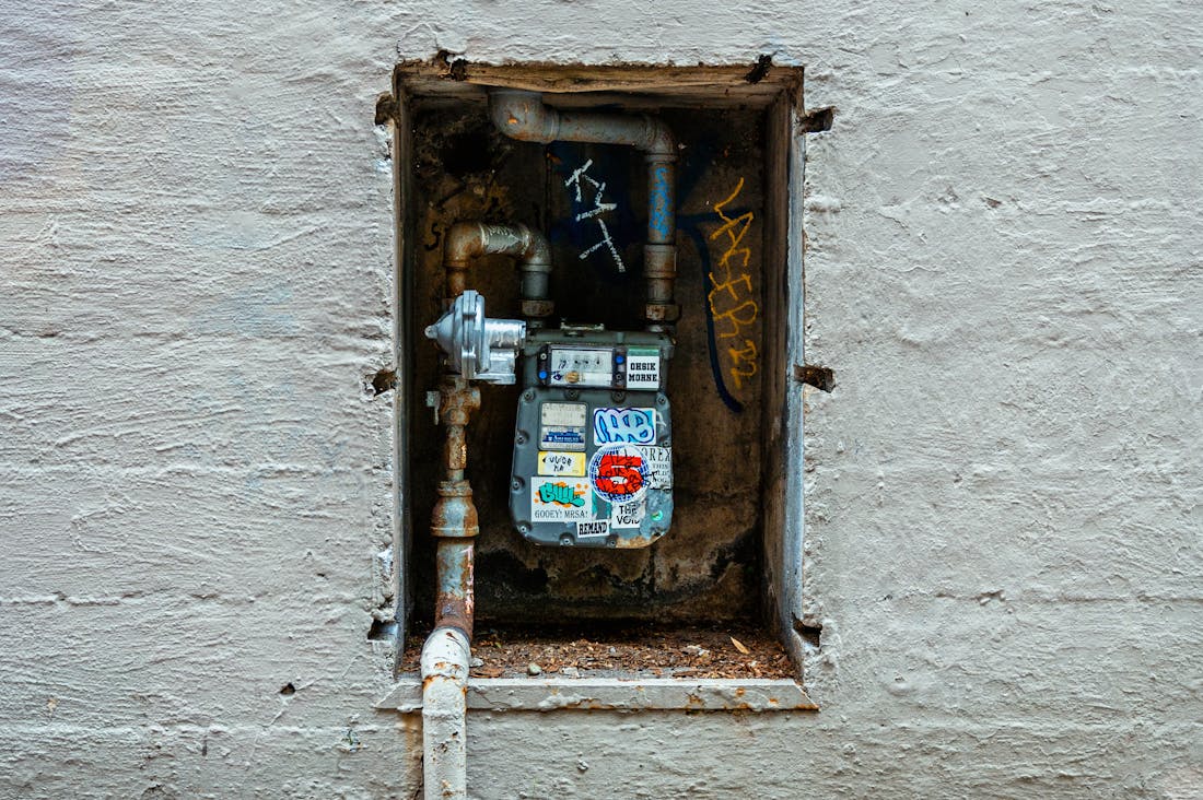 Future of Automobiles: How Electric Vehicles are Transforming Transportation Image 1