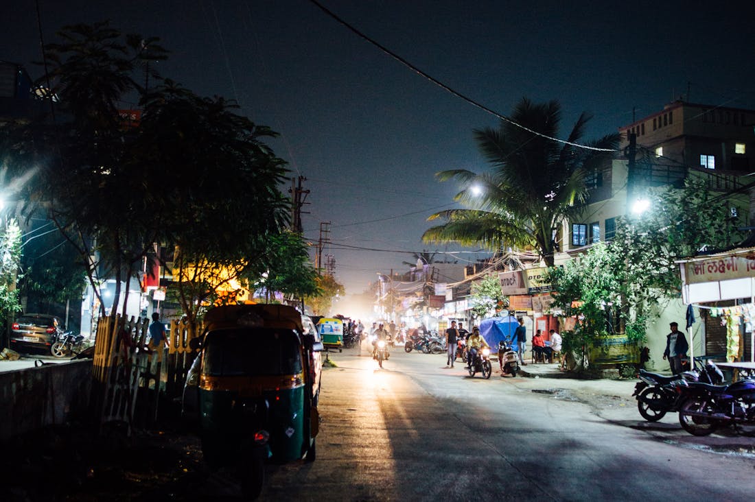 Future Trends in Automobile Technology That Will Shape Everyday Life