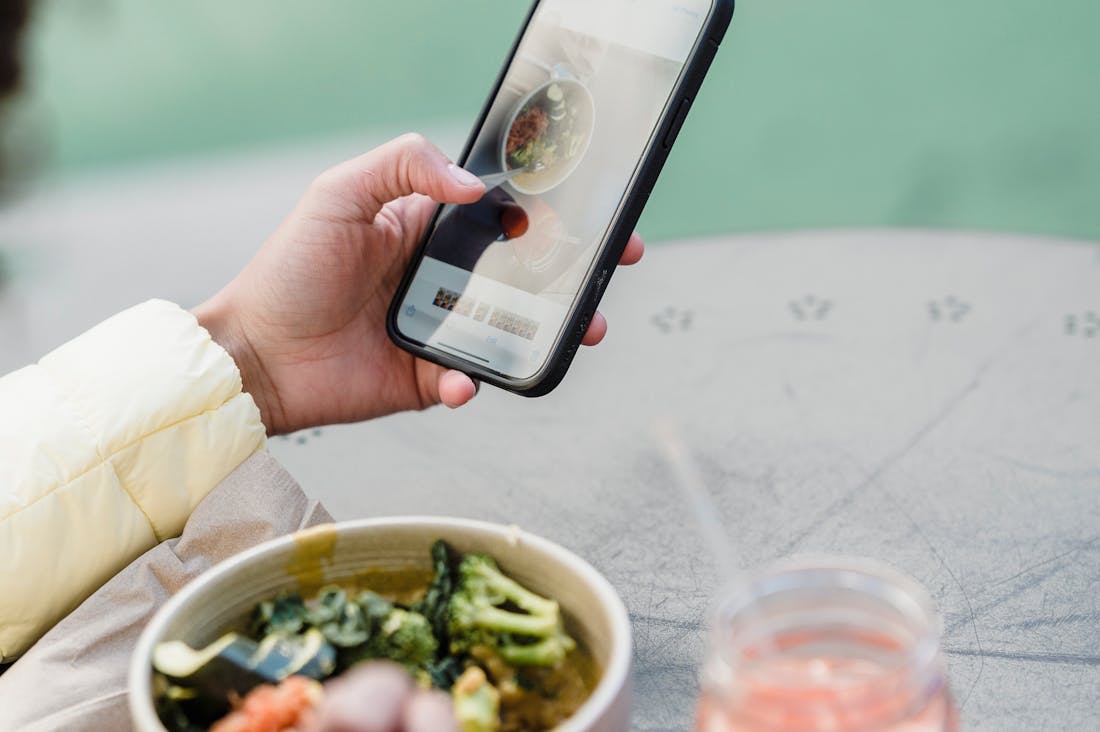 Harnessing Technology for a Balanced Lifestyle: Tools for Managing Personal Wellbeing Image 3