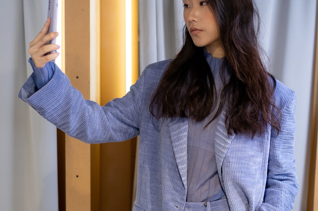 Harnessing Technology to Foster Sustainable Living: Innovative Solutions for a Greener Future Image 2