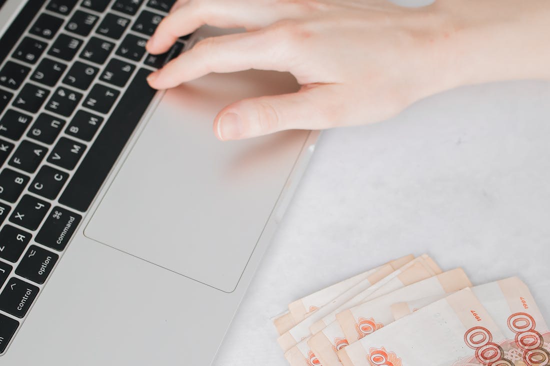 Healthy Financial Habits to Secure Your Future and Reduce Stress Image 2