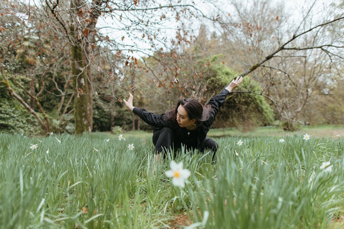 Holistic Approaches to Wellness: Embracing Mindfulness, Nutrition, and Movement for a Balanced Life Image 3