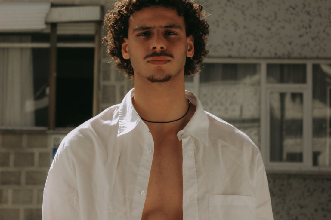 Holistic Health Approaches: Integrating Mindfulness, Nutrition, and Fitness for a Balanced Life Image 4