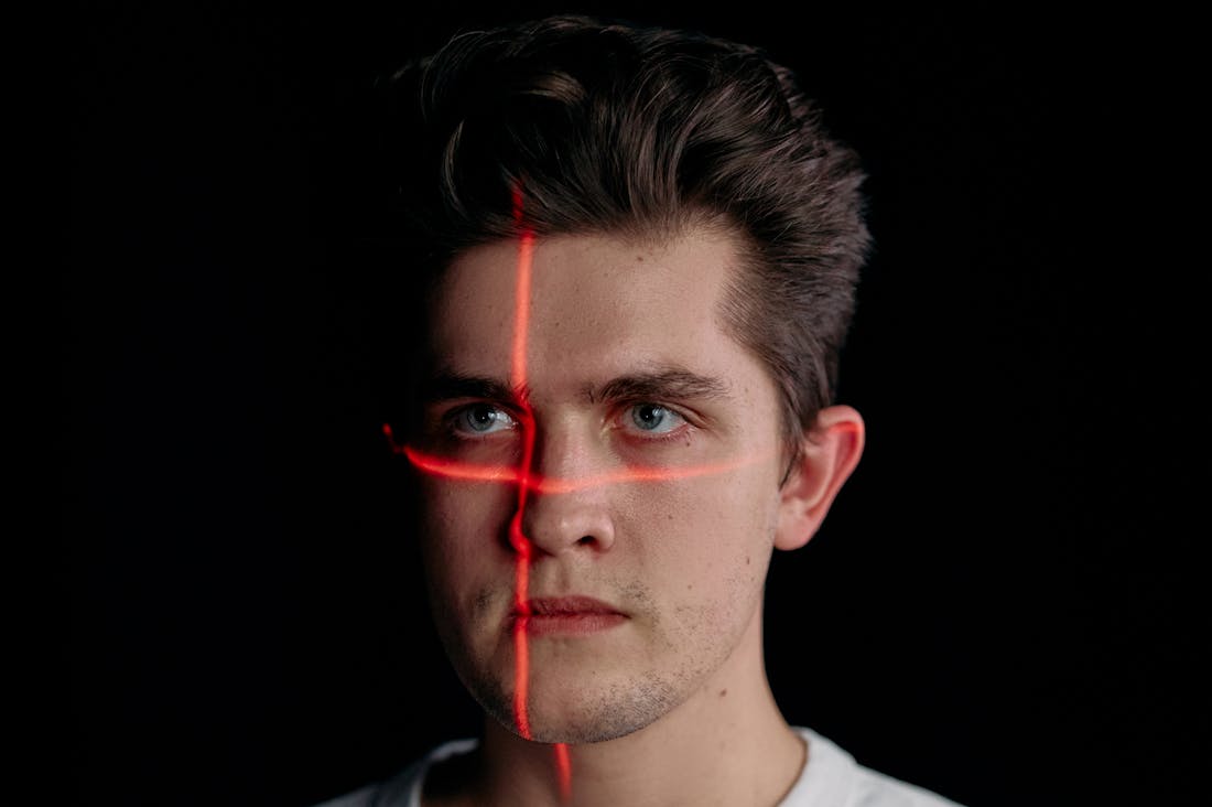 How Smart Tech is Revolutionizing Home Security Systems Image 1