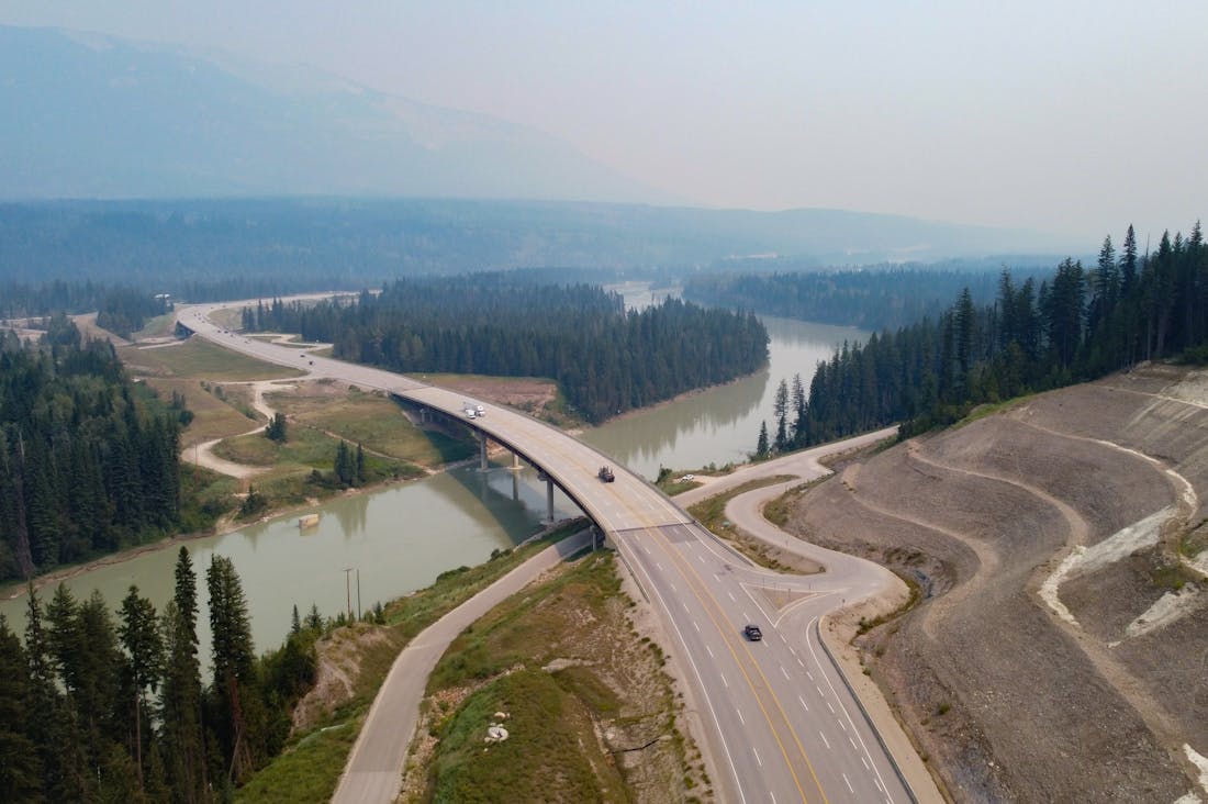 Innovative Automotive Technology Revolutionizing Modern Travel Image 1