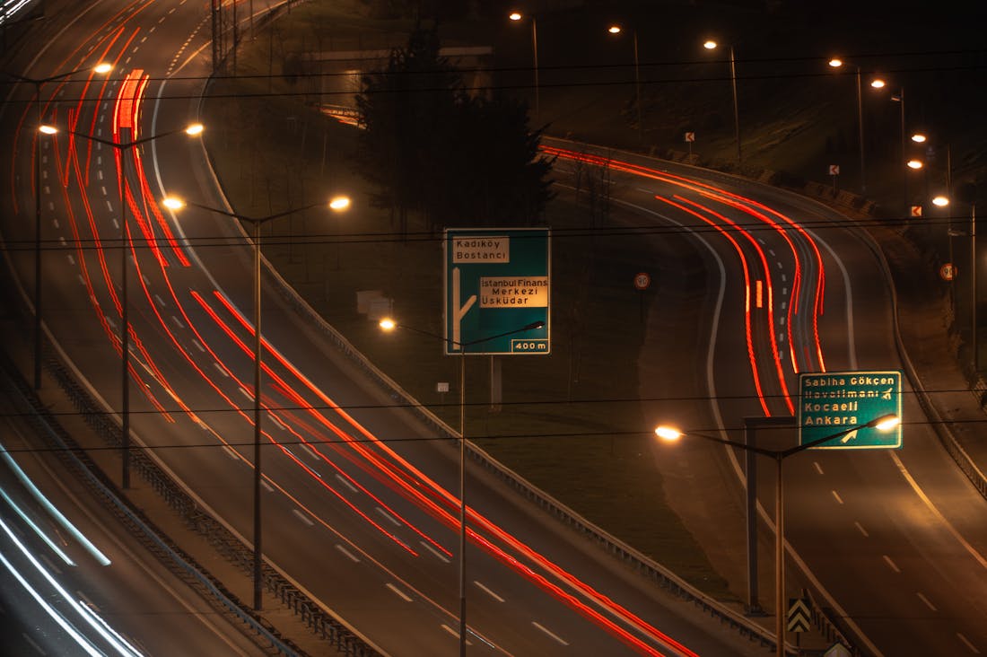 Innovative Car Technologies Shaping the Future of Travel Image 1