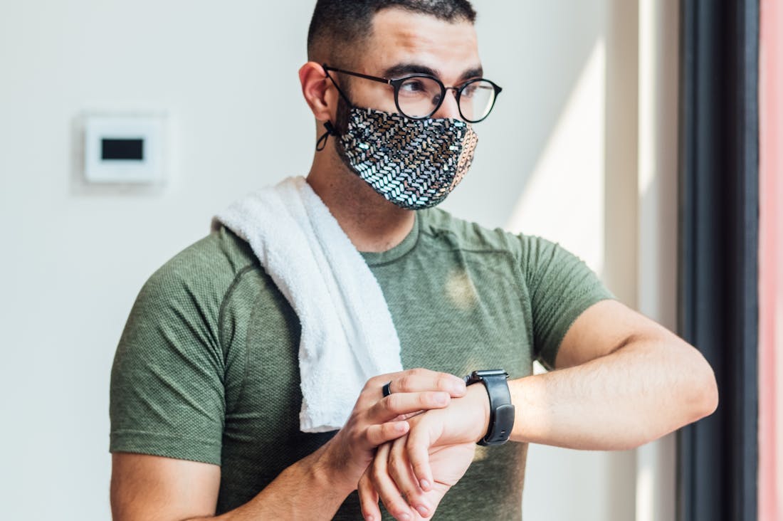 Innovative Home Workouts for Busy Professionals Seeking Health Benefits Image 3