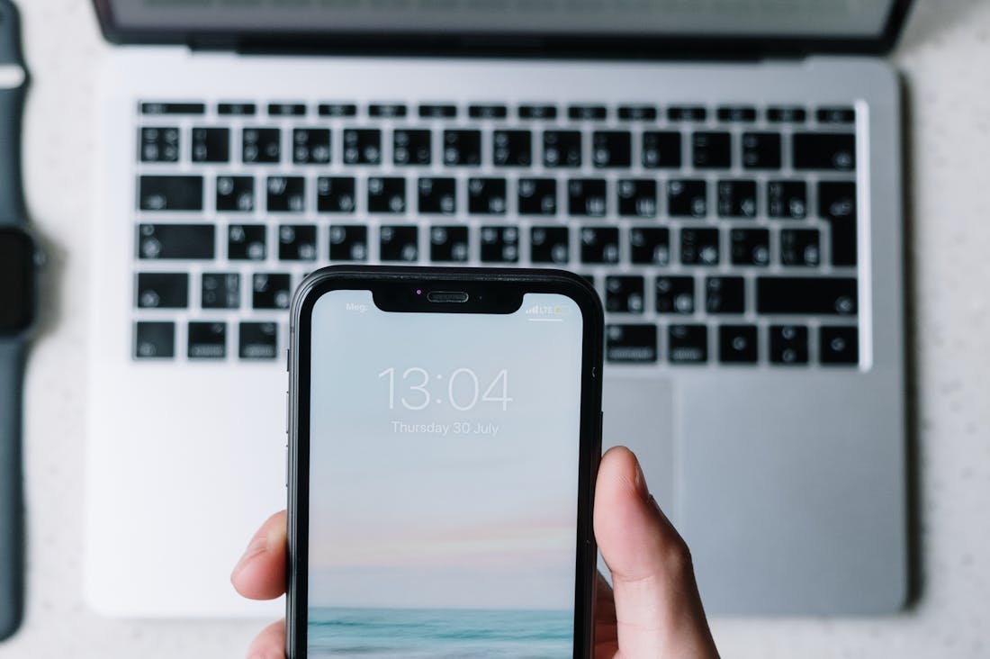 Innovative Tech Gadgets Empowering Everyday Productivity Image 2