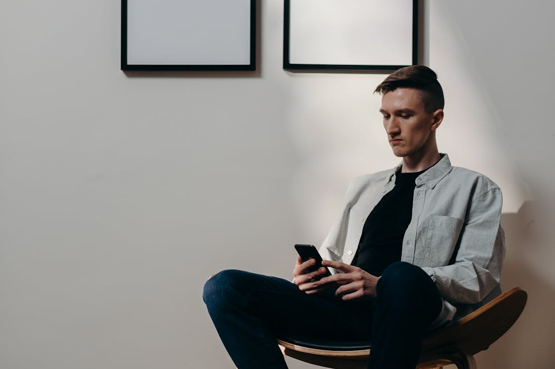 Innovative Tech Gadgets Reshaping Daily Life and Work Efficiency Image 3