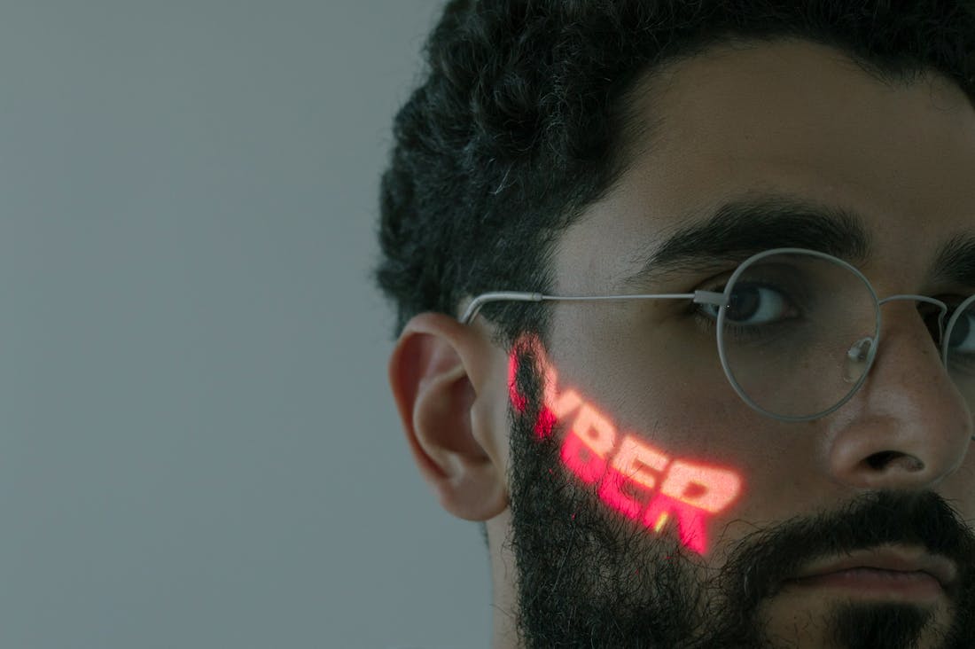 Innovative Tech Gadgets Reshaping Everyday Living Image 3