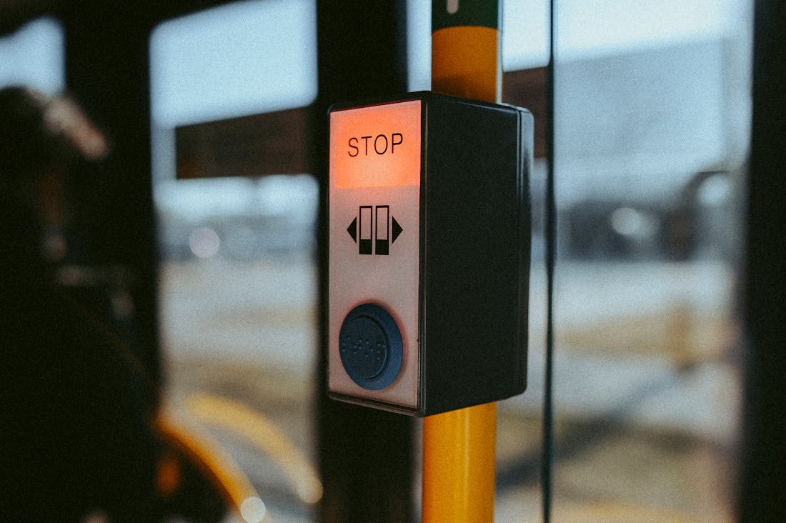 Innovative Tech Gadgets Reshaping Modern Travel Experiences Image 2