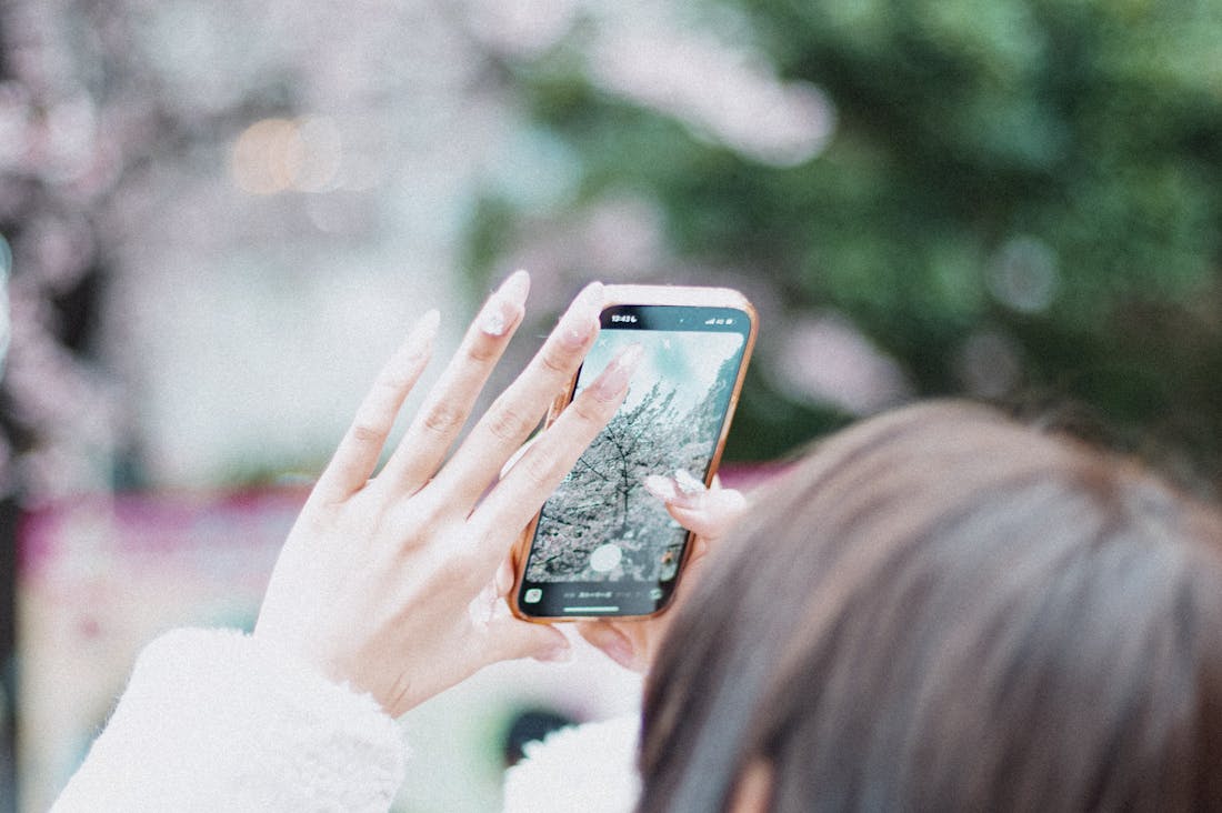 Innovative Tech Gadgets Revolutionizing Travel Experiences in 2023 Image 3