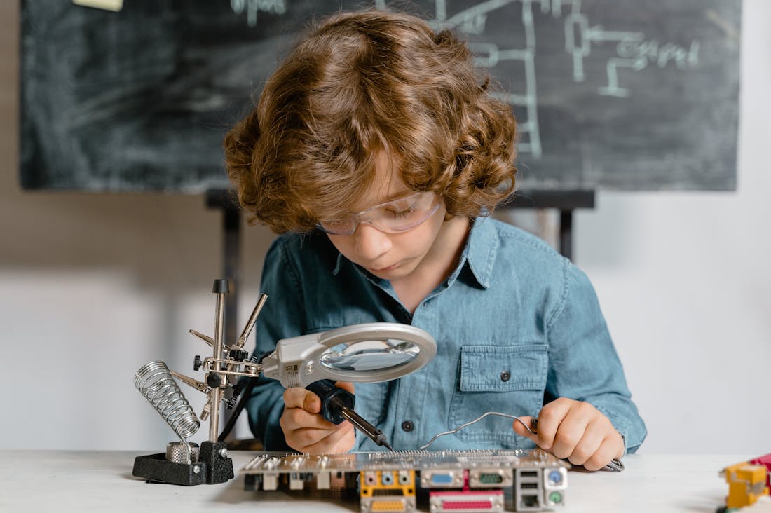 Innovative Tech Gadgets to Enhance Daily Productivity Image 1