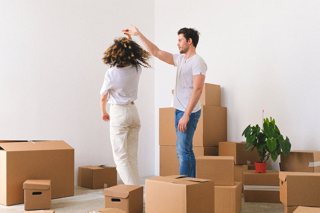 Innovative Tech Gadgets Transforming Home Living Experience for Comfort and Efficiency Image 2