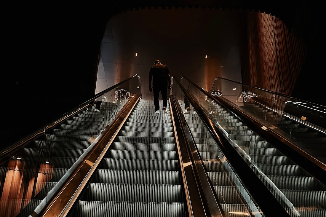 Innovative Tech Solutions Transforming Daily Commutes for Busy Professionals Image 2
