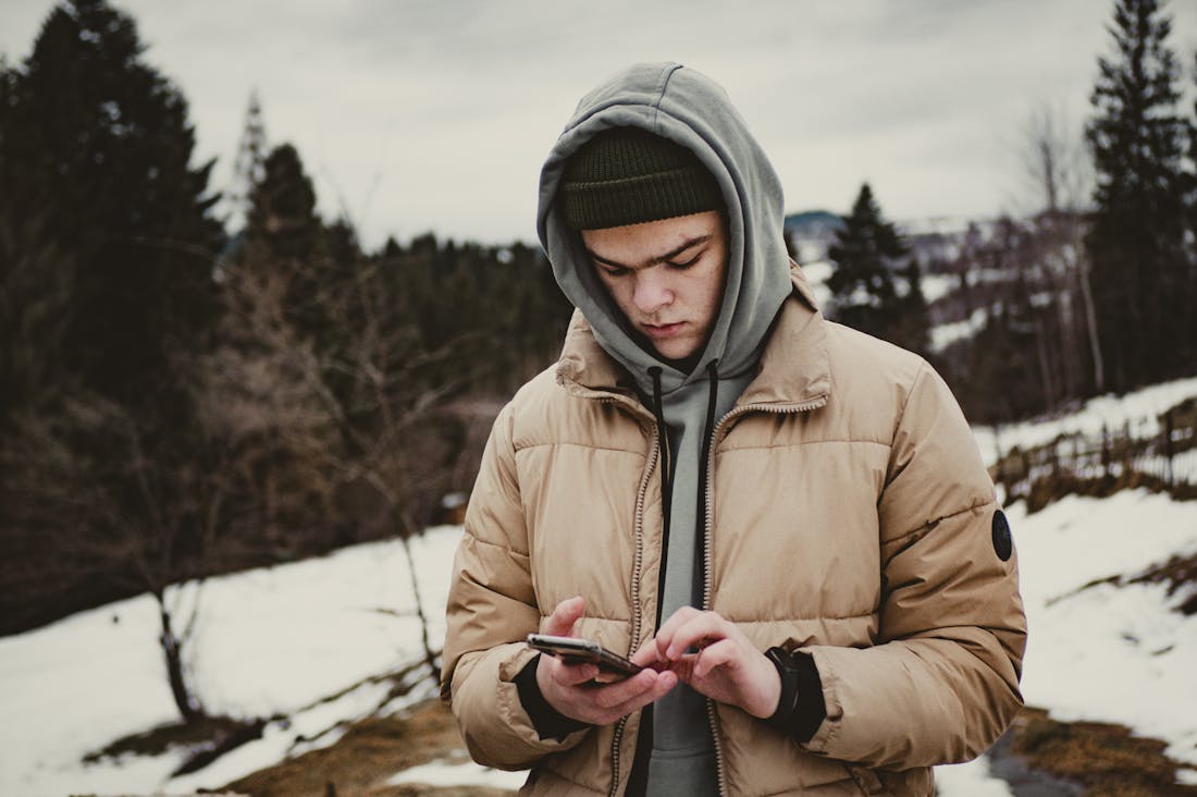 Innovative Tech Trends Shaping Our Future: AI, Smart Devices, and Connectivity Image 3