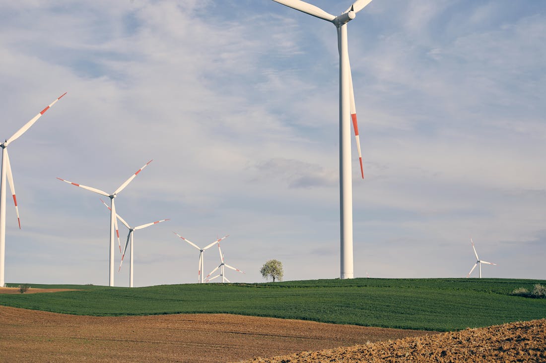 Innovative Tech Trends Shaping Tomorrow's World Image 2