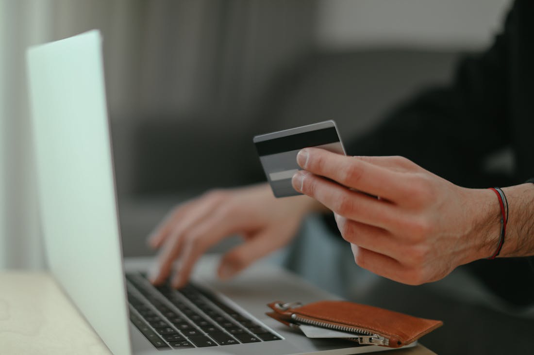 Innovative Technologies Transforming Personal Finance Management Image 3