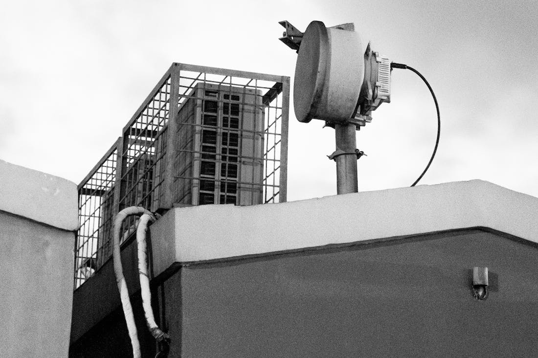 Innovative Technologies Transforming Travel Experiences in Modern Times Image 1