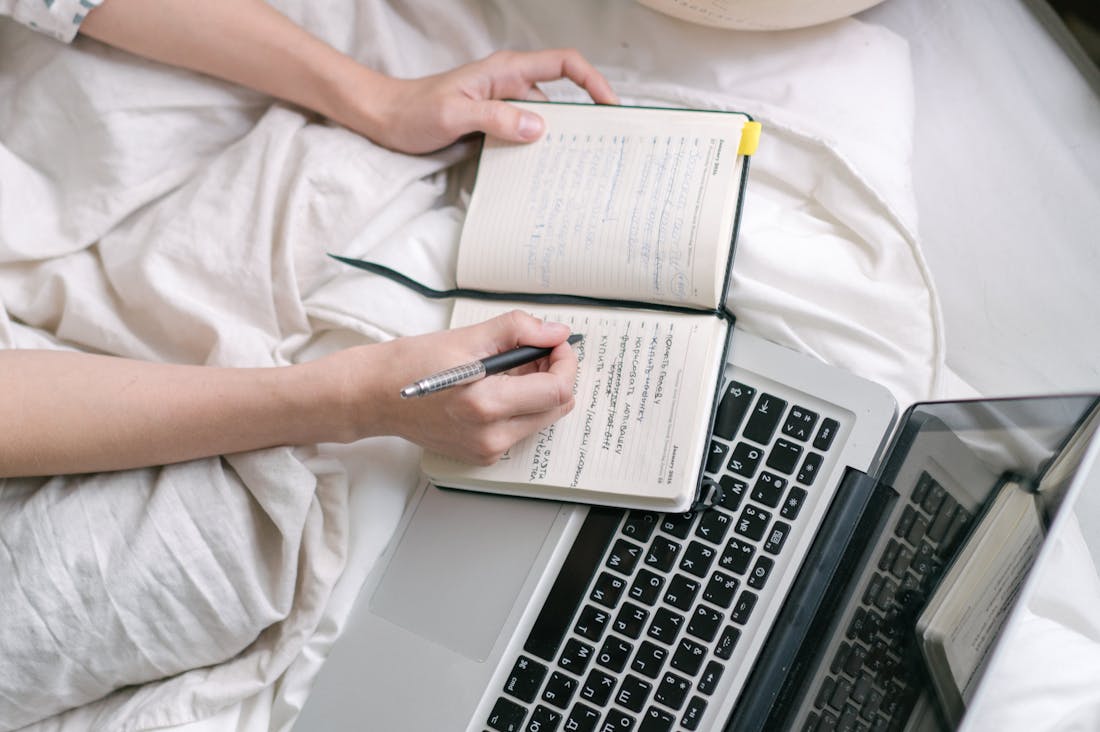 Innovative Technology Driving Modern Travel Experiences Image 2