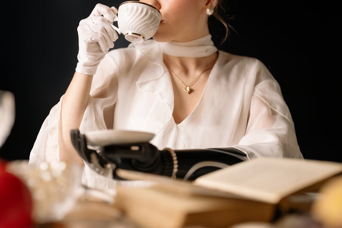 Innovative Technology Shaping the Future of Personal Finance Image 2