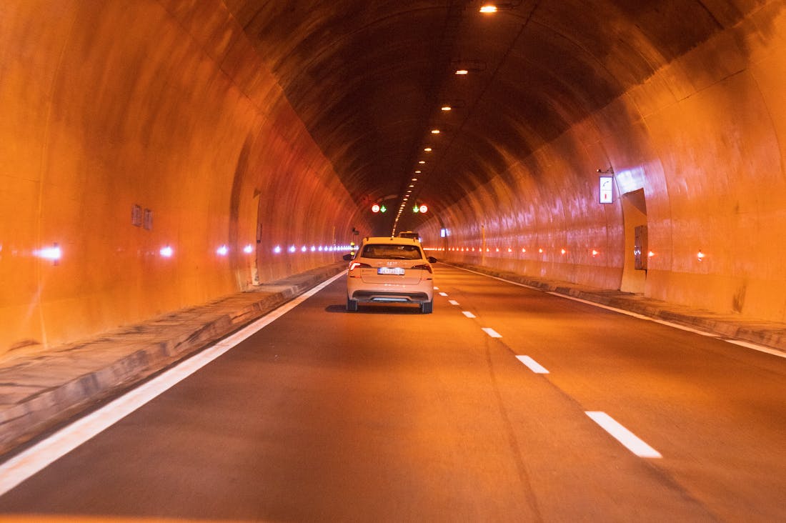 Innovative Travel Hacks for a Stress-Free Vacation Experience Image 3