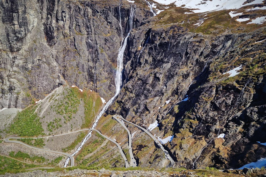 Innovative Travel Trends Shaping Future Adventures Image 3