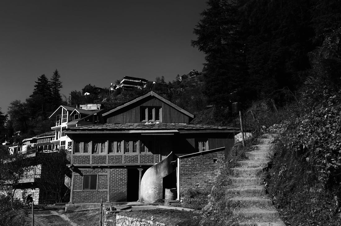 Investing for Beginners: Essential Tips to Start Your Journey Image 3