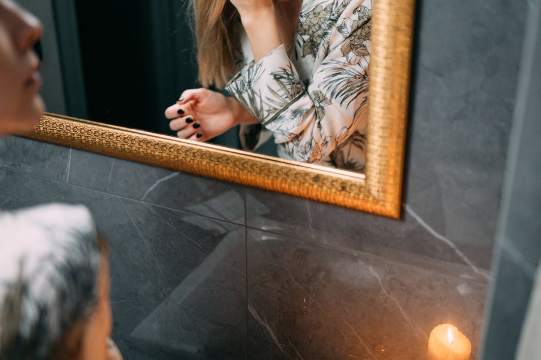 Investing in Your Future: Practical Financial Strategies for Young Adults in a Changing Economy Image 3