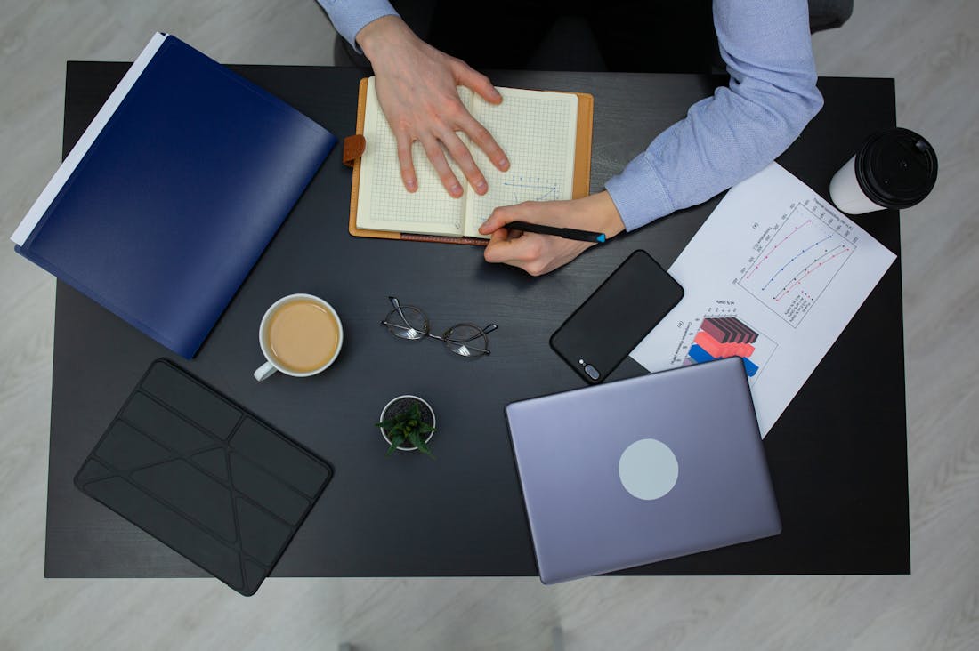 Investing in Your Future: Smart Financial Choices for Millennials and Gen Z Image 3