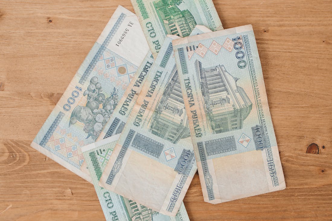 Investing Smartly: Strategies for Everyday Individuals Image 1