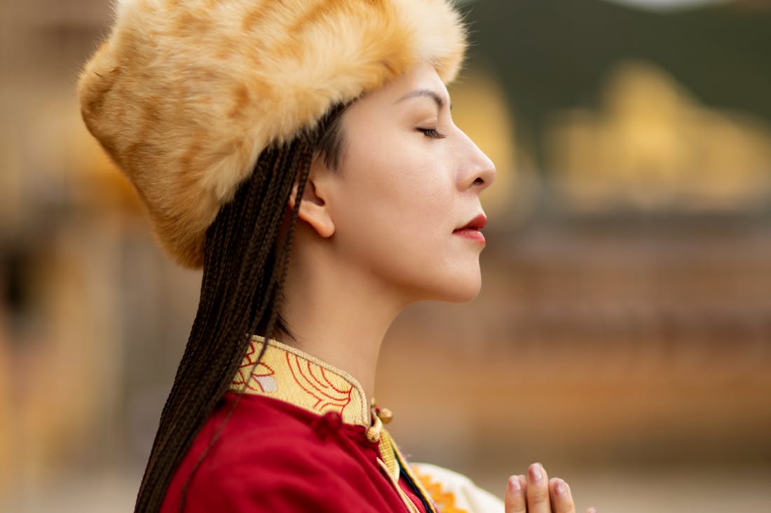 Journey Beyond Boundaries: Tips for Embracing Authentic Travel Experiences Image 3