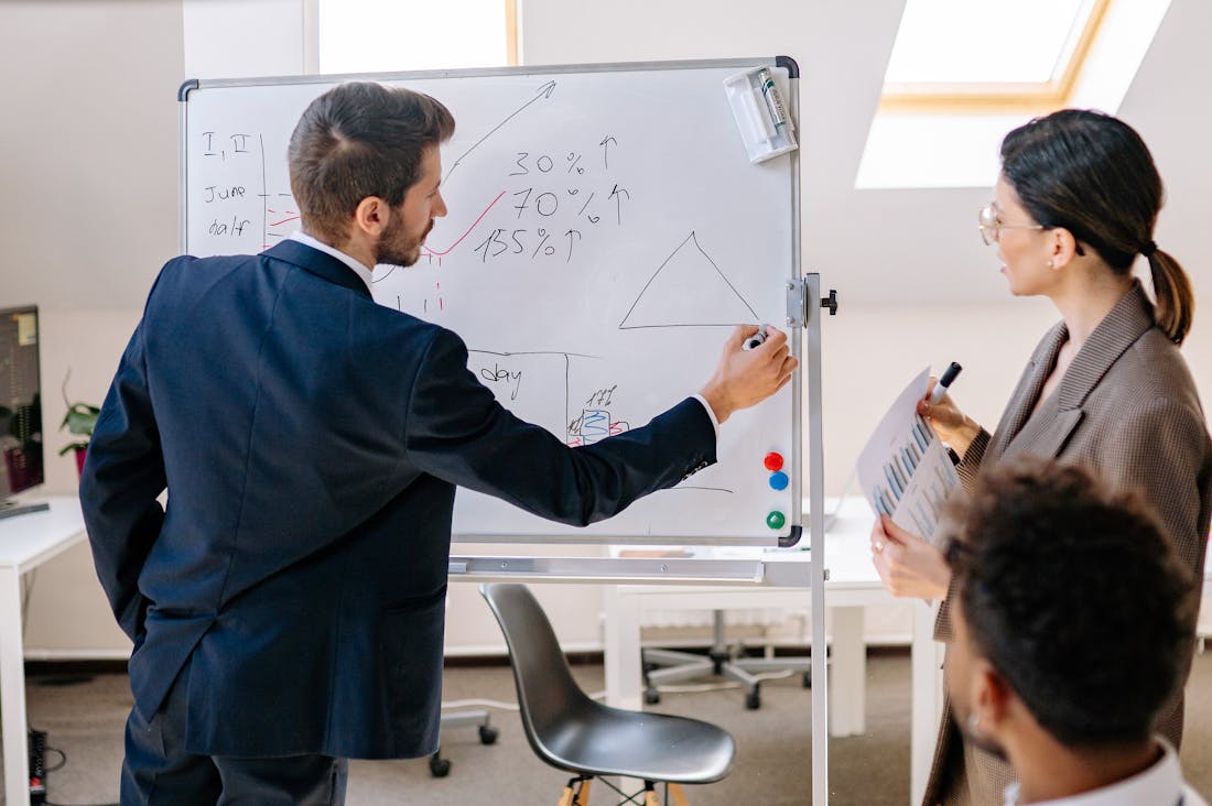 Key Principles for Wealth Building Through Smart Investment Practices Image 3