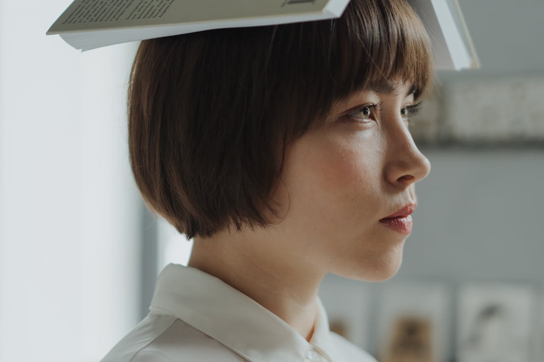 Lifestyle Changes Promoting Financial Health and Stability Image 3