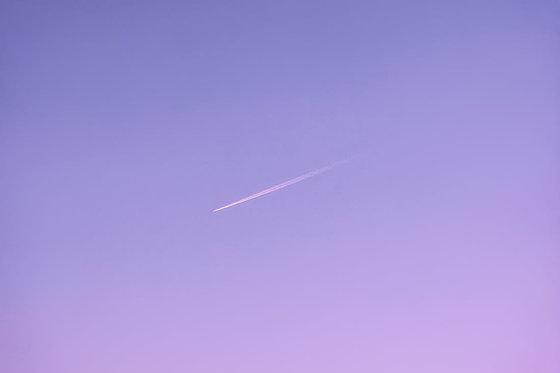 Mastering the Art of Minimalism: Living More with Less in a Materialistic World Image 2