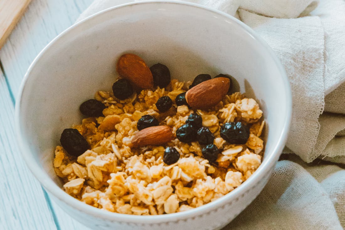 Maximizing Daily Energy Levels: Nutrition and Lifestyle Strategies for Optimal Performance Image 1